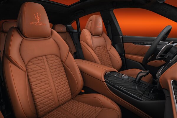Small-20155-MaseratiLevante-FTributoSpecialEdition.jpg