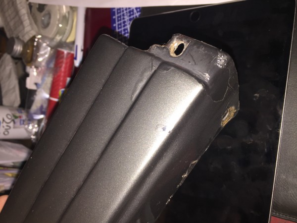 IMG_9079.JPG (1.97 Mio) Consulté 3383 fois le bas qui s'écaille