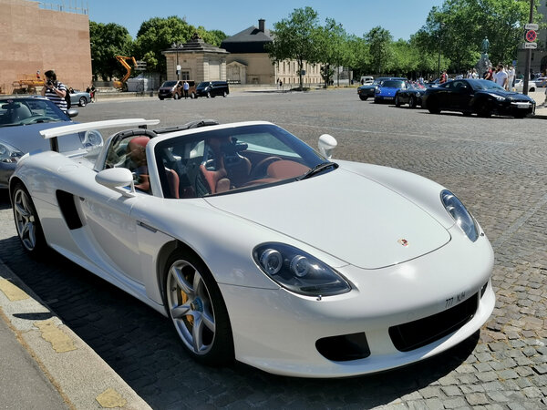 Porsche - 1 sur 1 (1) copie.jpeg