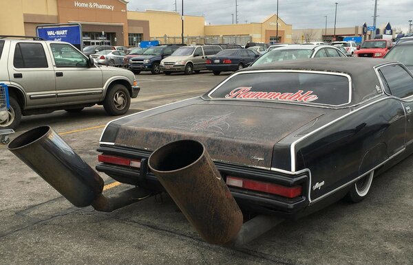 giant-exhaust-tips.jpg