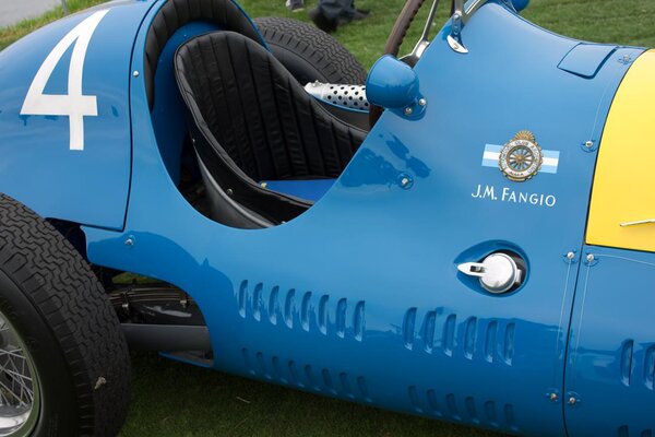 1949_Maserati_Tipo_4CLT-48_Monoposto_(2)_(14872351118).jpg