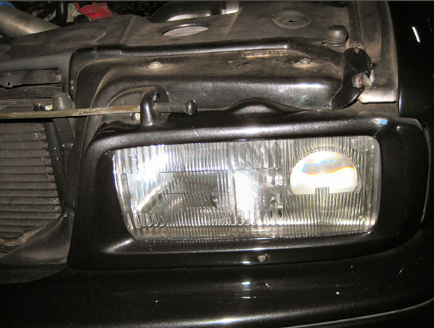 ghibli_headlight-01a.jpg