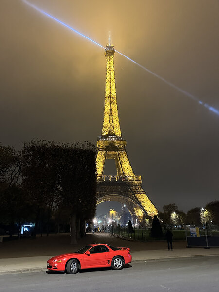 Mitsu eiffel.jpeg