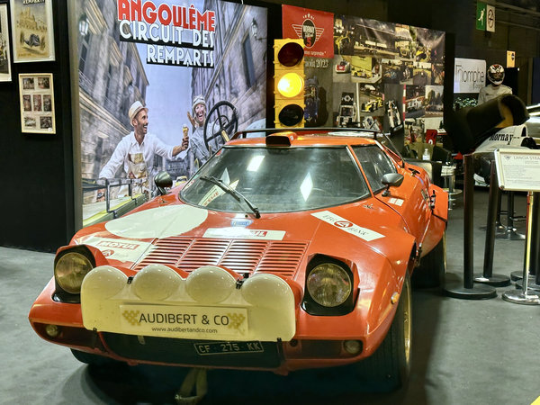 2302 RETROMOBILE - 1 sur 1 (8).jpeg