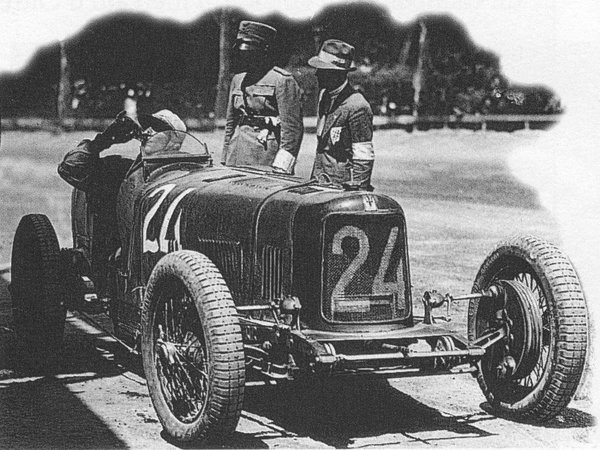 1927-06-19_Bologna_Maserati_Tipo_26_Ernesto_e_Testi.jpg