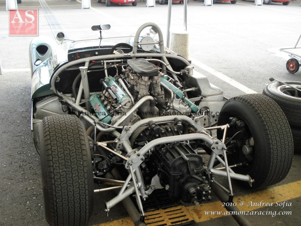 coppa-intereuropa-2010-cooper-maserati-t61-1964-10_orig.jpg