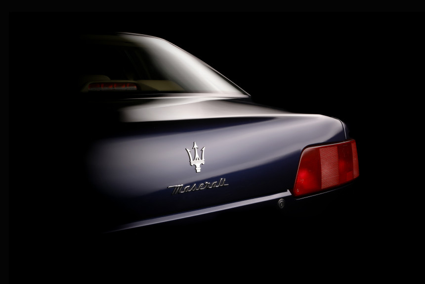 PHOTO MASERATI 3 @ Axel Ruhomaully.jpg