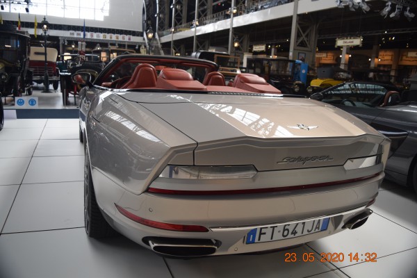 DSC_2486.JPG (5.44 Mio) Consulté 3751 fois GranCabrio Touring Superleggera Sciadipersia