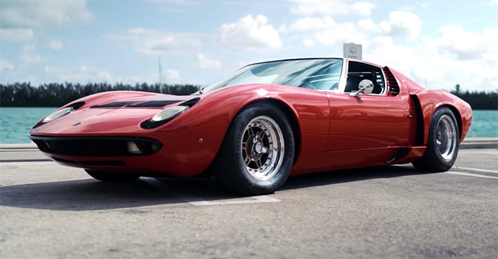Eddie_Van_Halen_Lamborghini_Miura_panama.jpg
