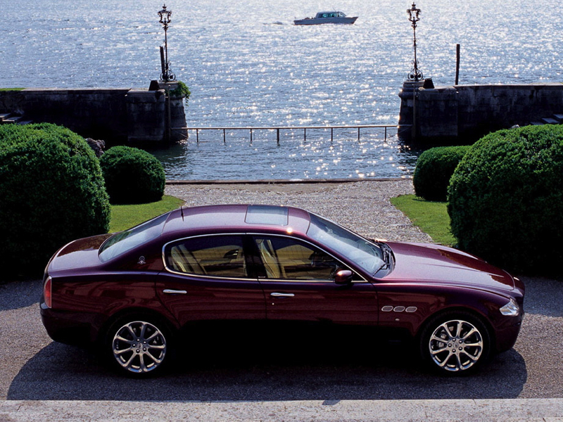 maserati_quattroporte_executive_gt_2005_02_m1.jpg