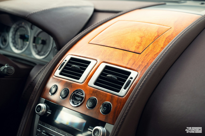 Aston-Martin-Rapide-2930.jpg