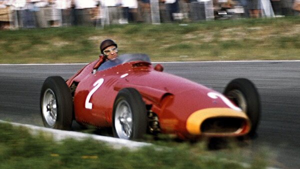 Juan-Manuel-Fangio-1.jpg