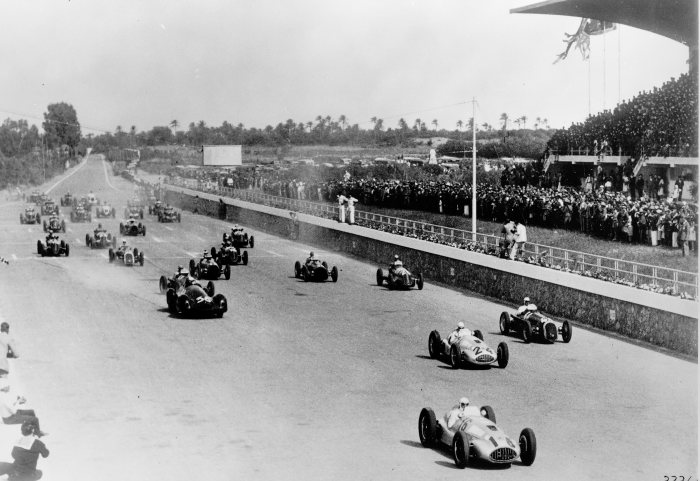 1939-05-07_Tripoli_GP_start.jpg